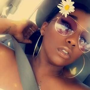 Meet your Posher, Shayna